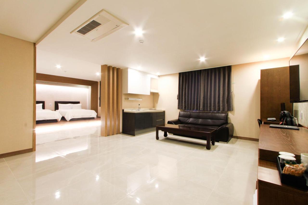 The King 2* 釜山広域市